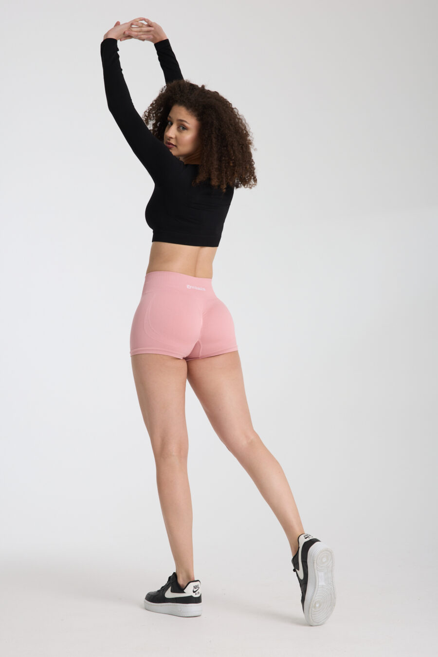 GYMHAMS Drop Shorts Pembe Kalça Büzgülü Süper Mini Şort – Push-up Toparlayıcı & Şekillendirici - Görsel 6
