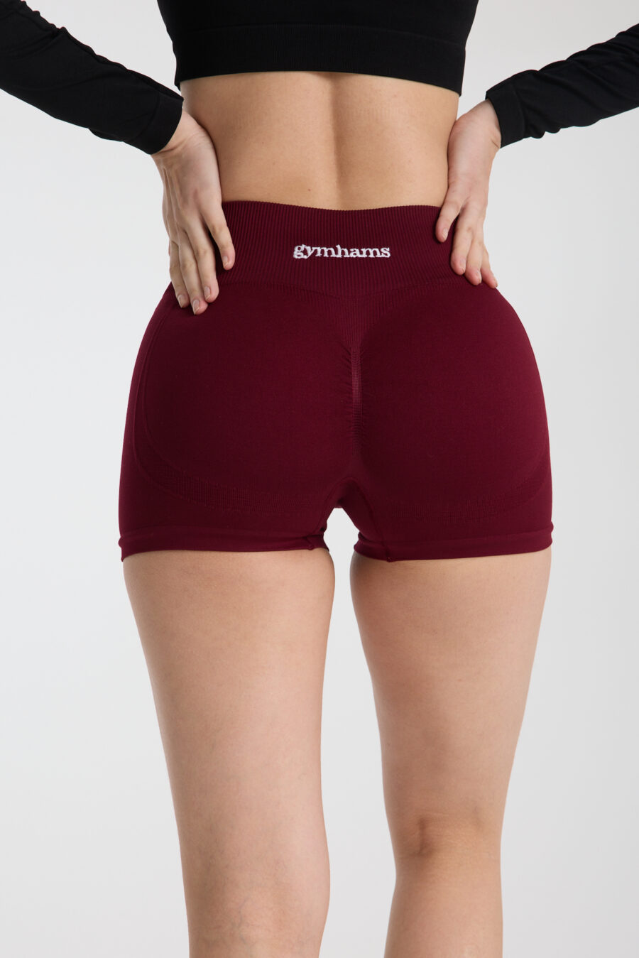 GYMHAMS Drop Shorts Bordo Kalça Büzgülü Süper Mini Şort – Push-up Toparlayıcı & Şekillendirici